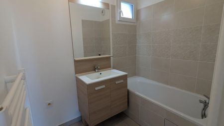 location Appartement T3 DE 59.7m² À CERGY - Photo 4