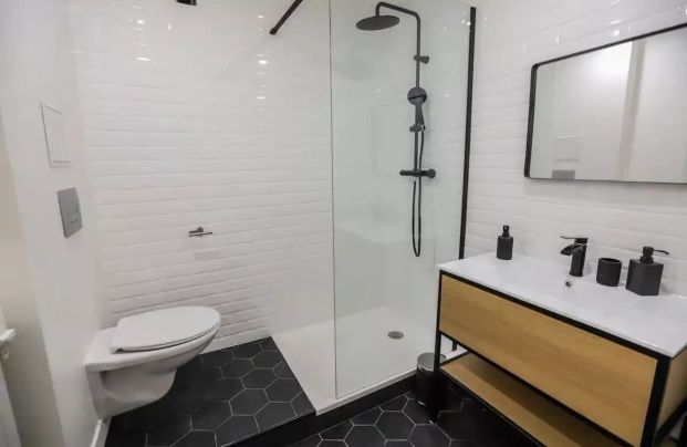 F5 SPECIAL COLOCATION - Photo 1