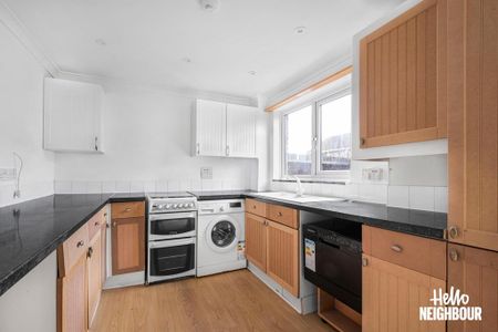 3 bedroom end of terrace house to rent - Photo 2