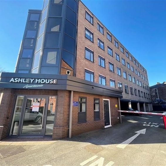 Ashley House, Altrincham - Photo 1