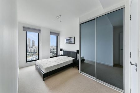 3 bedroom flat to rent - Photo 5