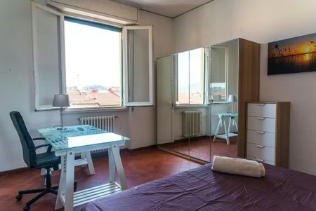 Via Uguccione della Faggiola, Florence, Tuscany 50126 - Photo 2