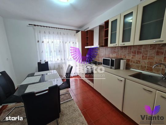 Apartament 3 camere | Balcon | Zona centrala | Sibiu - Fotografie 1