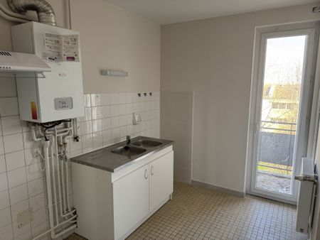 Location Appartement 5 pièces 87m² MOISSAC 82200 - Photo 2