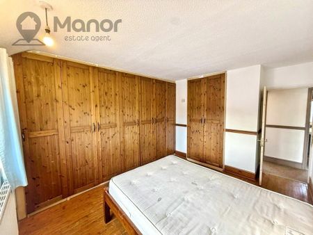 3 bedroom terraced house to rent - Photo 3