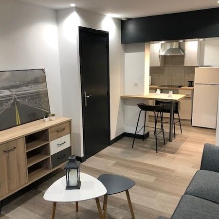Location Appartement 2 pièces 35m² - Photo 3