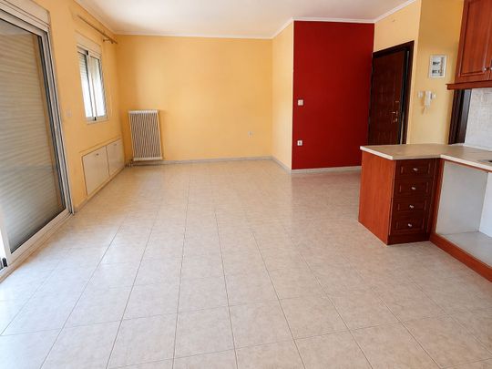 Studio/Γκαρσονιέρα για ενοικίαση Κέντρο (Καβάλα) - Photo 1
