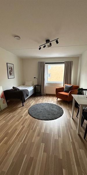 Tallbacksvägen 27 B - Foto 1