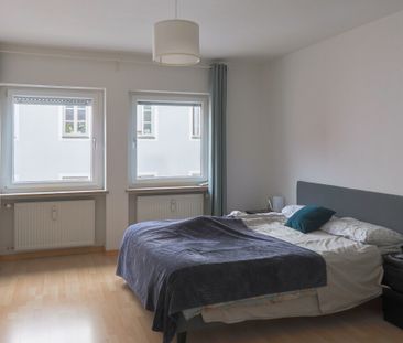 Große 2-Zimmer-Wohnung in der Innenstadt - Foto 3