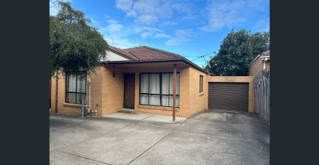 Two-Bedroom Unit in Quiet Rear Position - Photo 4