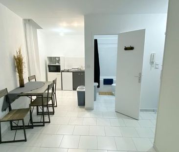 Appartement Studio à louer - Photo 4