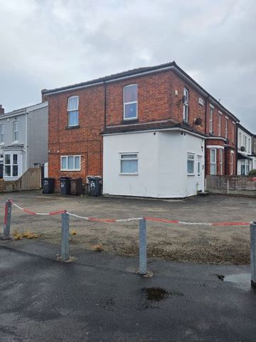 Sussex Road, Southport - Photo 5