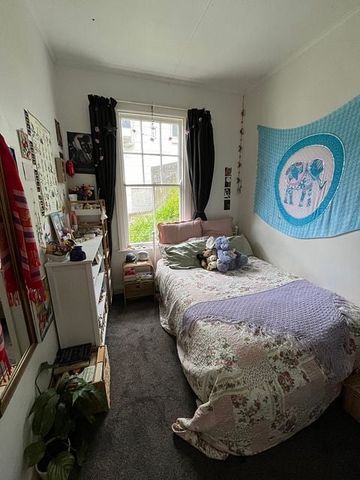 4 Bed House, Close to Study and Town Center. - Photo 5