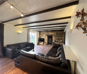 4 bedroom detached house to rent - Photo 2