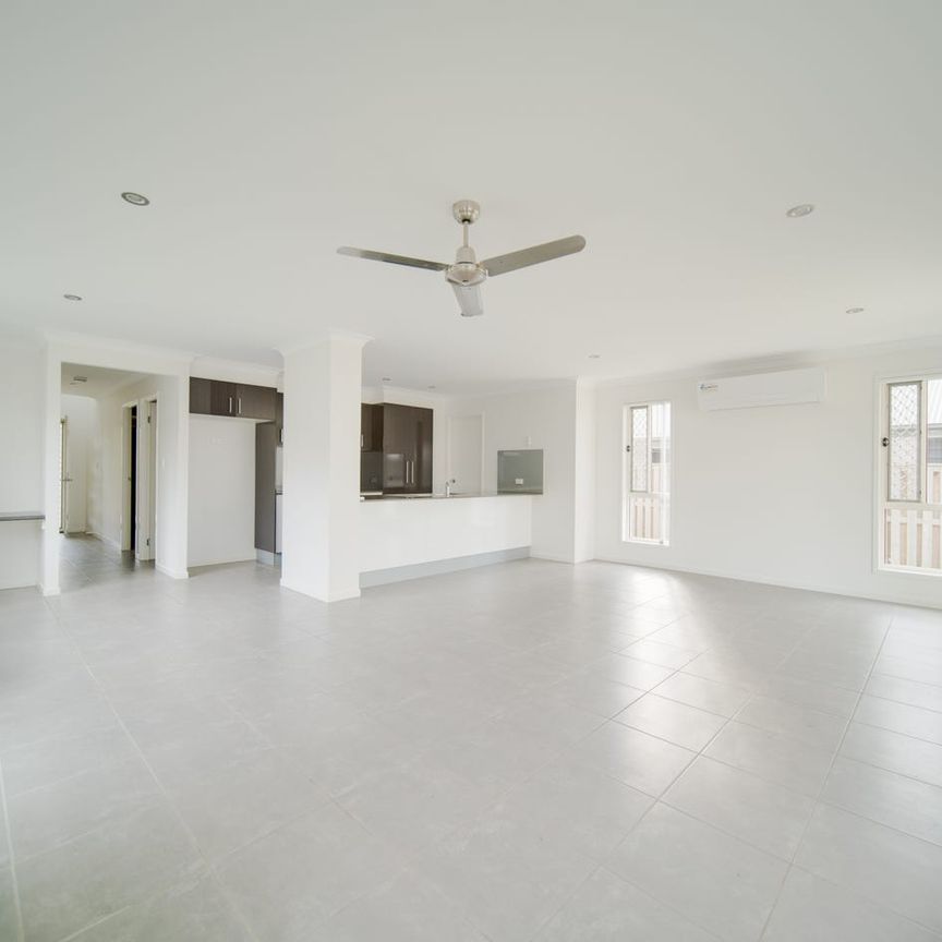PEFECT LOCATION - 2 STOREY FAMILY HOME - Photo 1