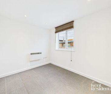 2 bedroom property to rent - Photo 4