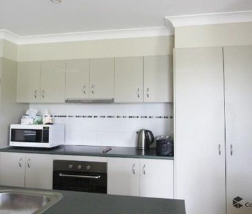 CENTRALLY LOCATED HOME - Photo 3