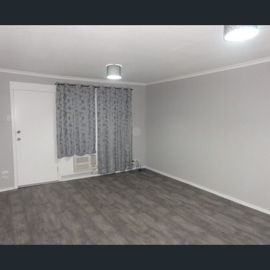 Cosy Unit in Evanston - Photo 1