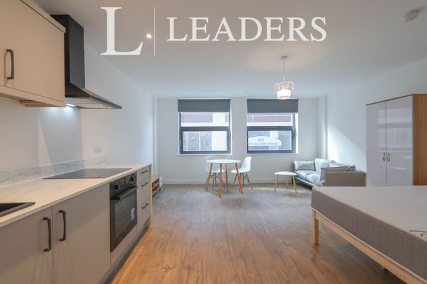 studio to rent North Church House, 14 North Church Street, Sheffield, S1 - Photo 1