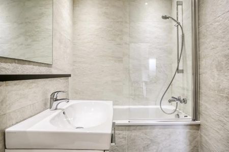 1 Bed Flat, Opposite Dickens Yard New Broadway A, W5 - Photo 5