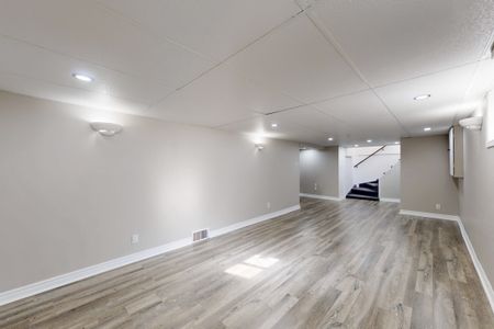 For Lease - 326 Rosedale Drive Unit# Bsmt, Whitby, Ontario - Photo 4