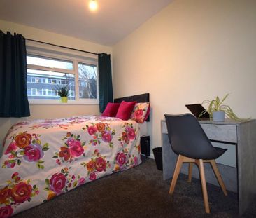 5 bedroom terraced house to rent - Photo 6