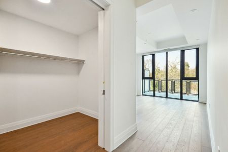 461 Oriole Pkwy Upper, ON, CA, Toronto - Photo 3