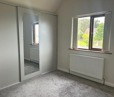 10 Castle View Close, Dundrum, BT33 0SH - Photo 1
