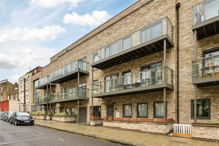 2 bedroom flat in 47 Allcroft Road - Photo 4