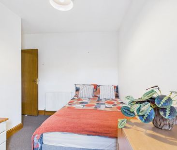 5 bedroom terraced house to rent - Photo 1