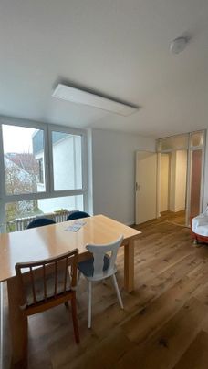 WG-Zimmer in 4er Mädels Studenten-WG - Photo 1