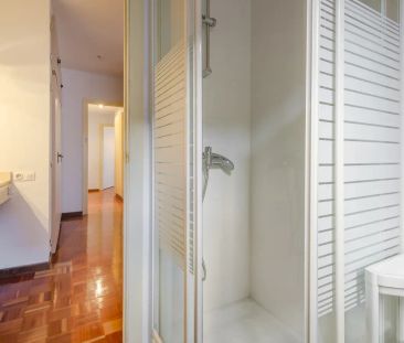 Room in a shared 7-bedroom apartment for rent in Quintana - Foto 3
