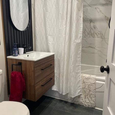 Grand 4 1/2 à Louer! - Photo 4