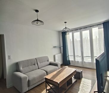 Location Appartement 5 pièces 73m² ORLEANS 45000 - Photo 5