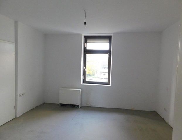 Großzügige2-Zimmmer-Whg. mit potenzial zur 3-Zimmer-Whg.! - Foto 1