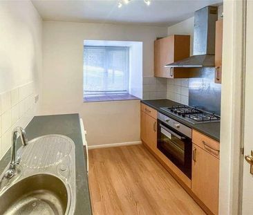 Aveling Close, Purley, CR8 - Photo 6