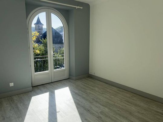 Location appartement t3 61 m² à Villefranche-de-Rouergue (12200) - Photo 1