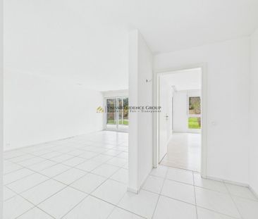 Light, garden, open space: spacious 4.5-room apartment with heated ... - Photo 4
