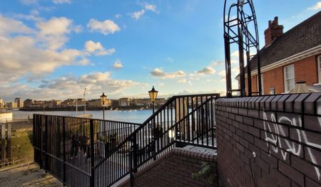 Horseferry Road, Limehouse, London E14 - Photo 2