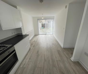 Friars Close, Wirral - Photo 6