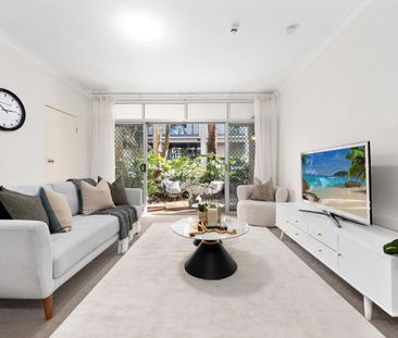 Full Brick Unit, North Facing - 6 Mins Walk to Metro - Photo 1