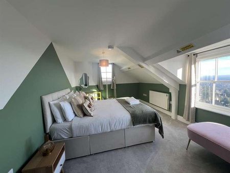 The Penthouse Apartment, Worcester Road, Malvern, Worcestershire, WR14 - Photo 5