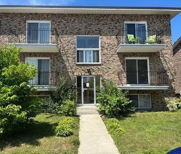 Grand 4 1/2 à louer à St-Hubert - Photo 2
