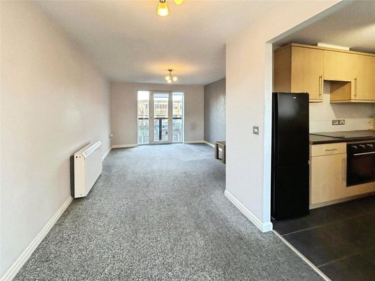 3 bedroom apartment to rent - Photo 1