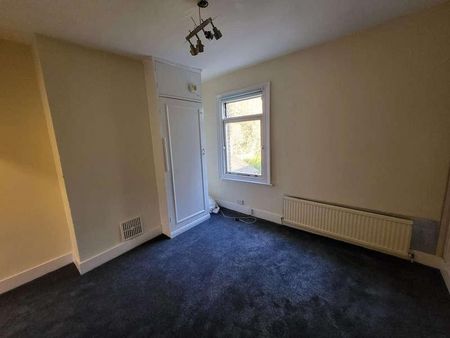 Hartley Road, Luton, LU2 - Photo 4