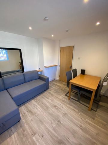 5 bedroom house to rent - Photo 2