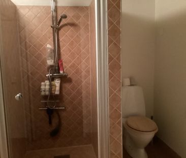 Bromma - 2rok -1 april uppehåll juli - 6.900kr/mån - Photo 3