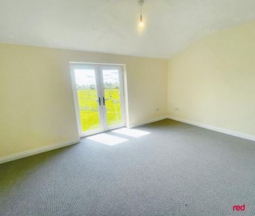2 bedroom semi-detached house to rent - Photo 5