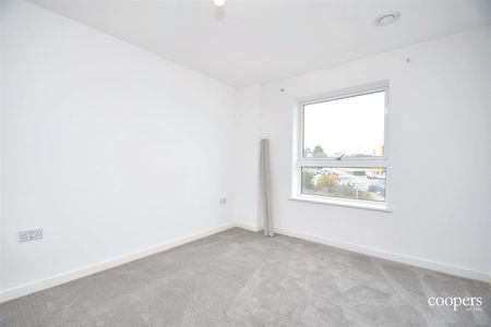 2 bedroom apartment - Photo 3