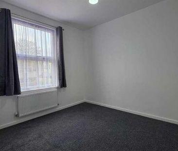 Wentworth Road, London, E12 - Photo 2